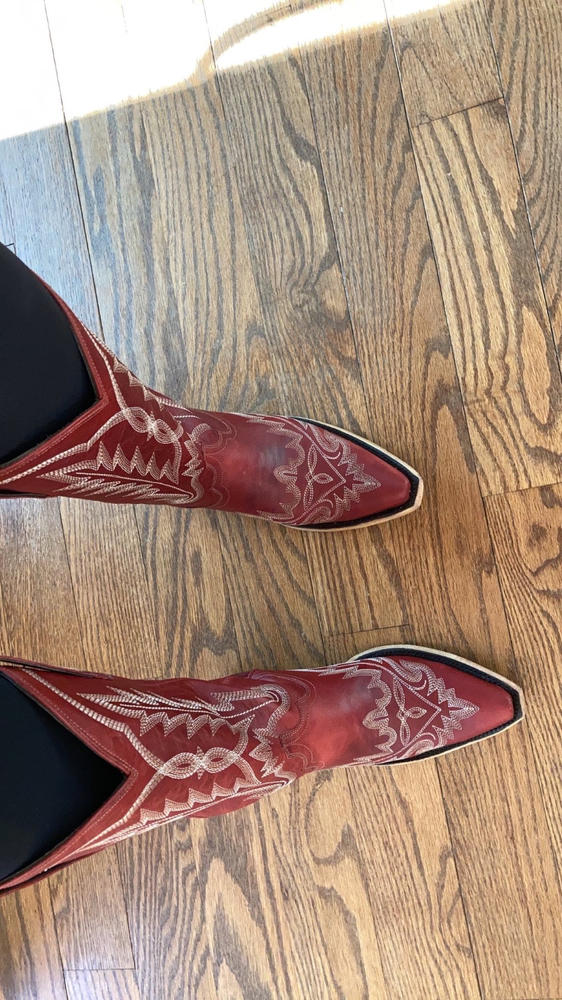 Lexington - Customer Photo From Dawn Odette